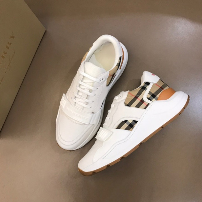 burber*y sneakers b000009