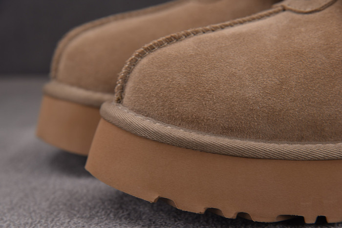 UGG BOOTS UGG000018