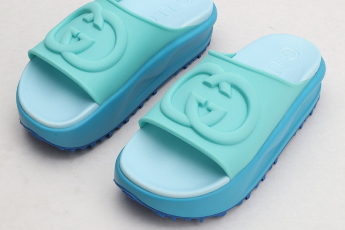 G*u*i* sandal103