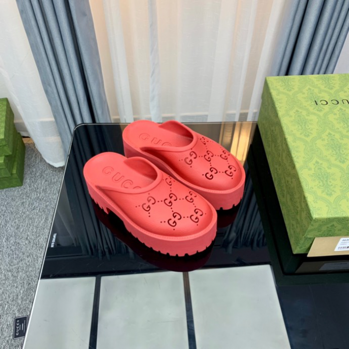 G*u*i* sandal94
