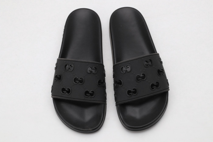 G*u*i* sandal24