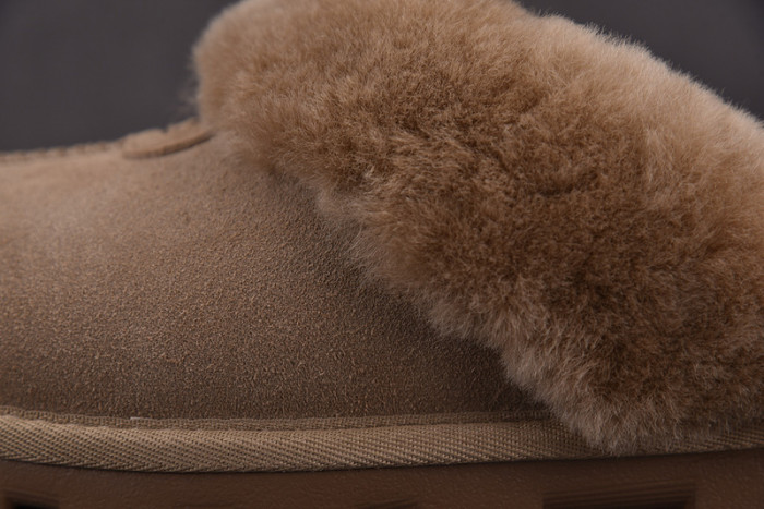 UGG SANDALS 5
