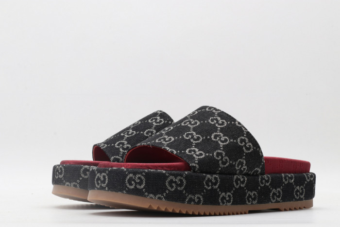 G*u*i* sandal75