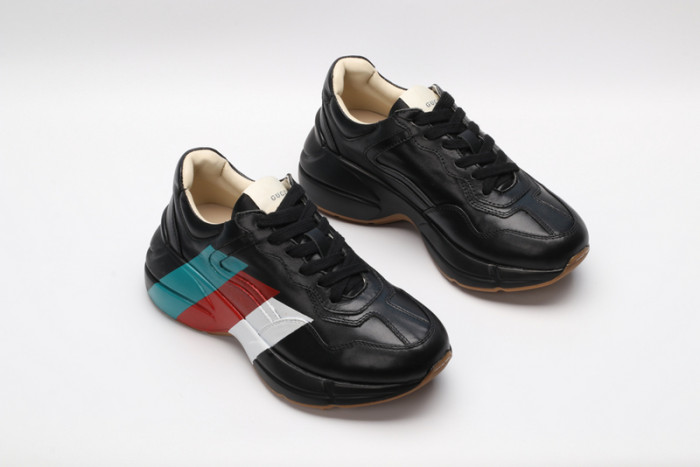 G*u*i* trainer sneaker17