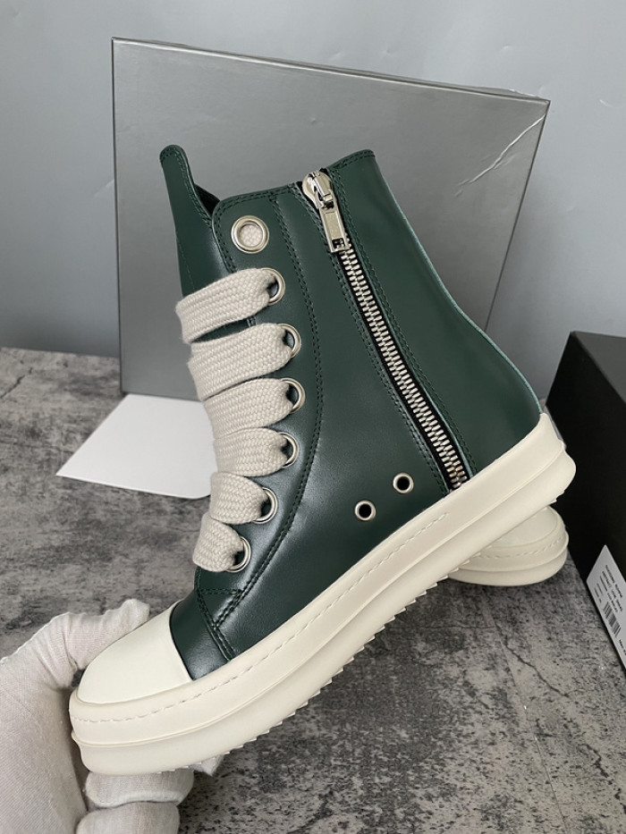 Rick Owe* R000179