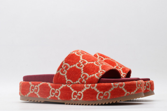 G*u*i* sandal84