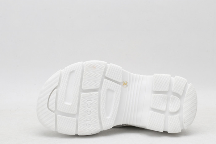 G*u*i* sandal37