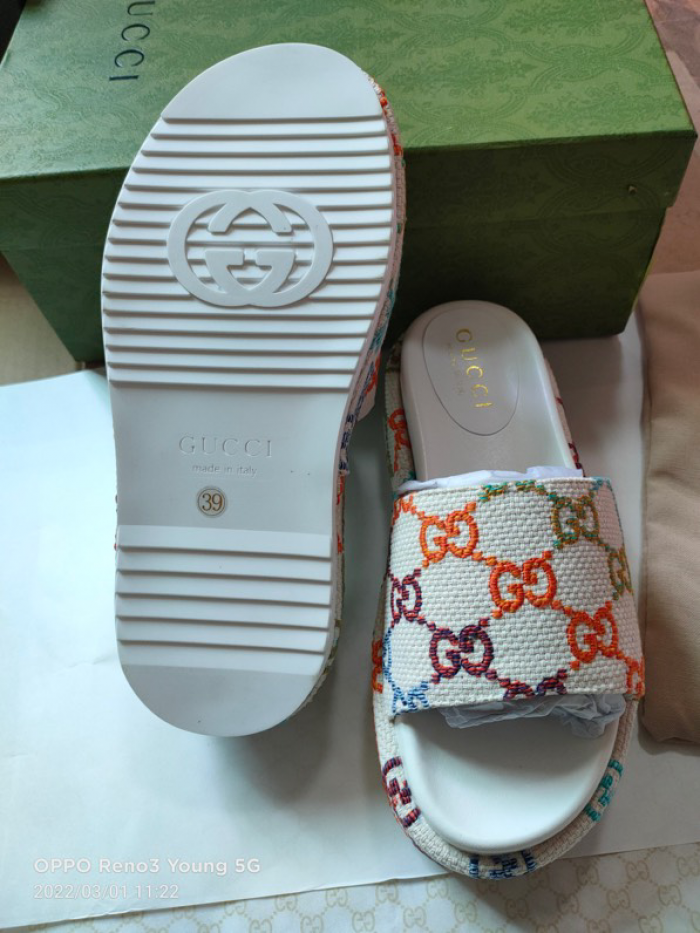 G*u*i* sandal99