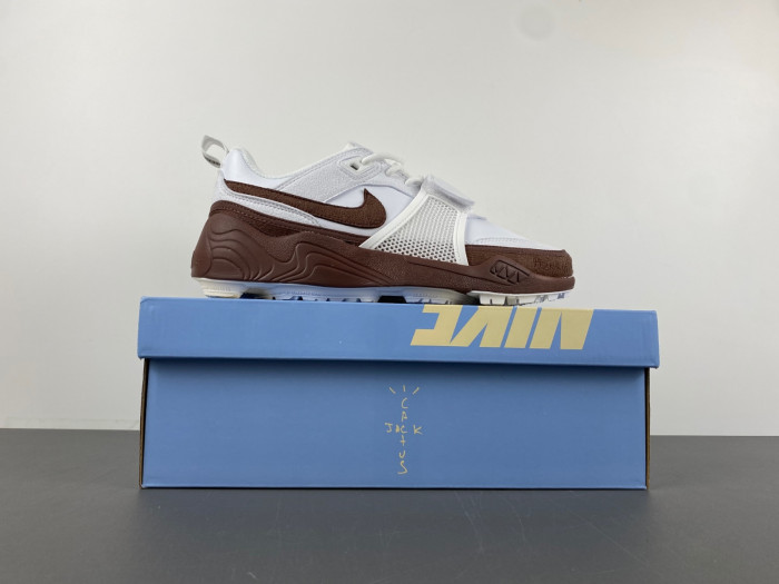 Travis Scott x Zoom Field Jaxx Light Chocolate HQ3073-100