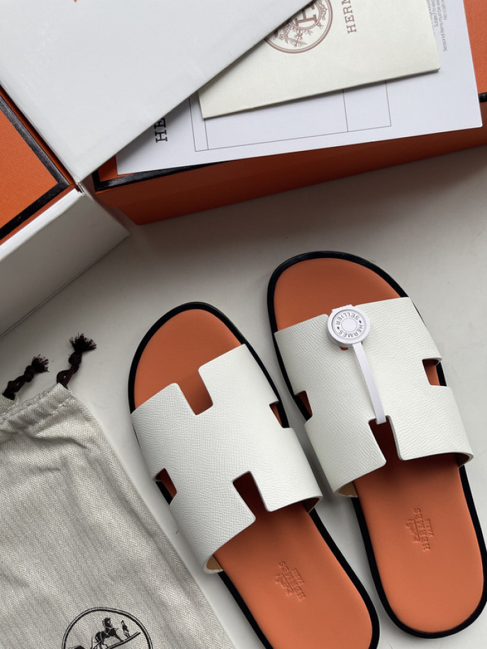 Herme* Sandal82
