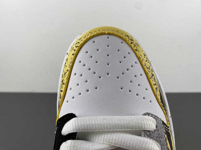 Nike Dunk Low What The Ducks Away HV1454-100