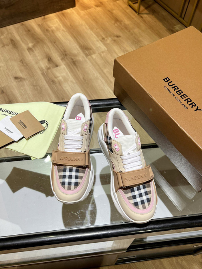 burber*y sneakers b000010