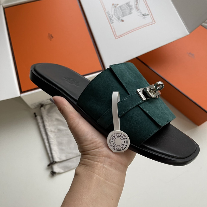 Herme* Sandal88