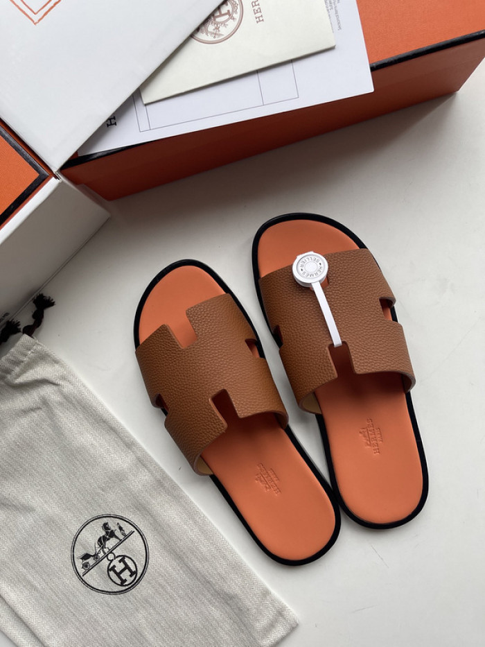 Herme* Sandal85