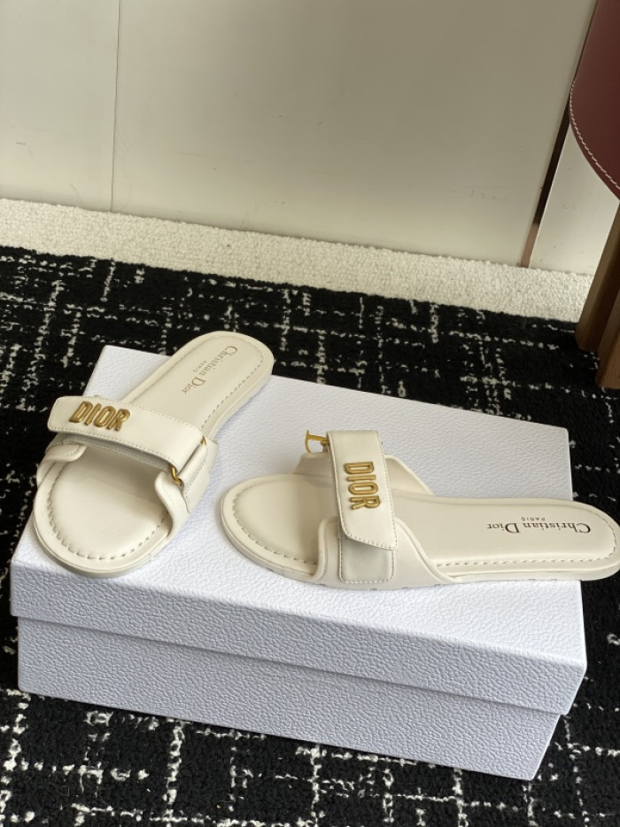 Dio*r sandal 73