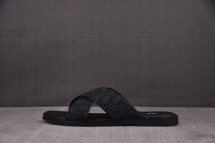 Dio*r sandal 50