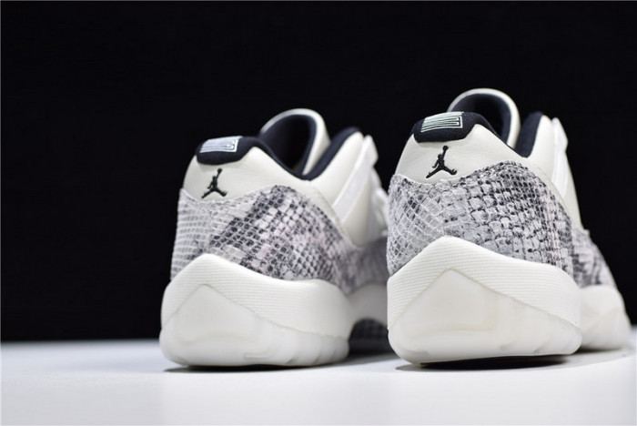 air jordan 11 low snakeskin light bone cd6846-002