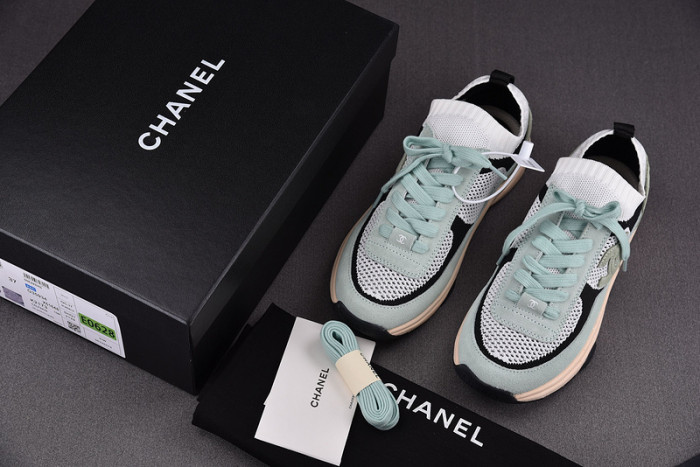 chane* snekaers c000015