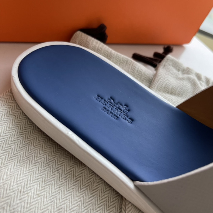 Herme* Sandal52