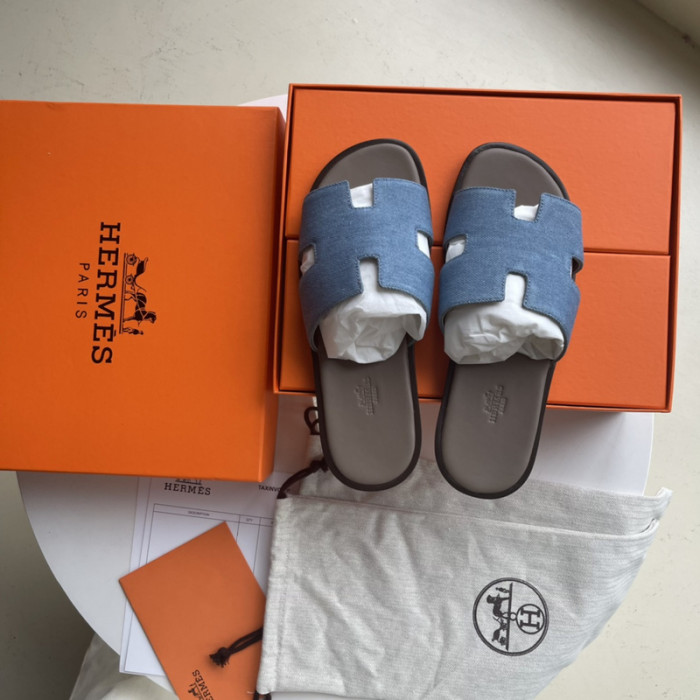 Herme* Sandal67