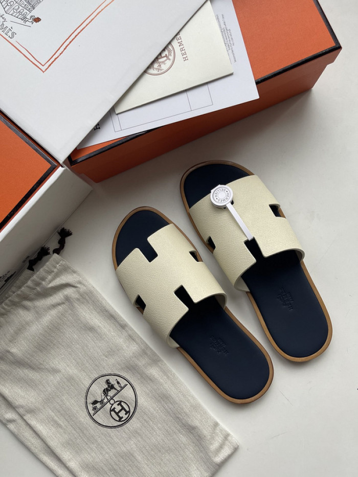 Herme* Sandal79