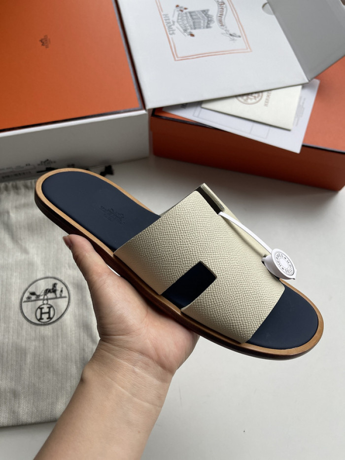 Herme* Sandal79