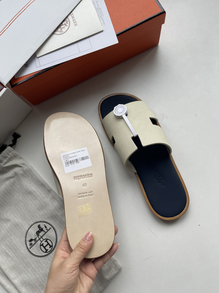 Herme* Sandal79