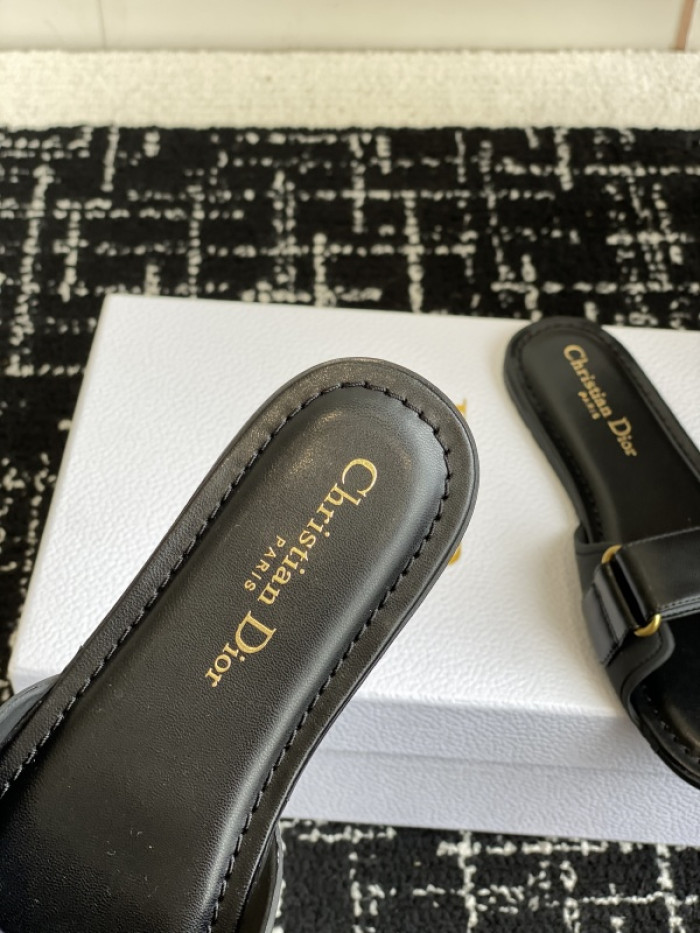 Dio*r sandal 72