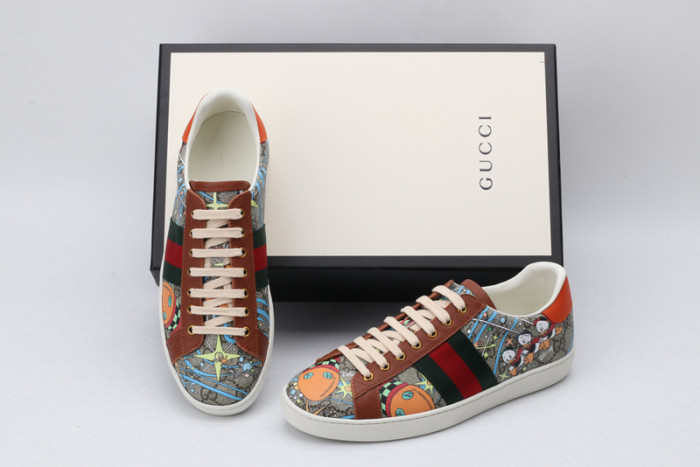 G*u*i* trainer sneaker59