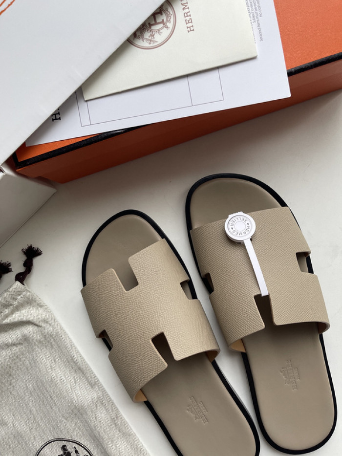 Herme* Sandal77