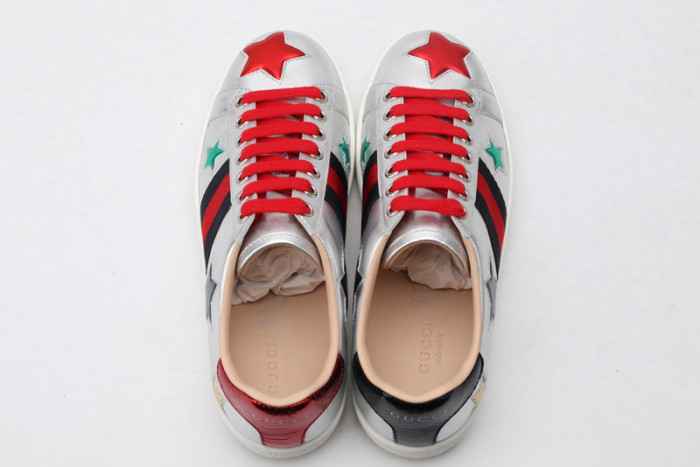 G*u*i* trainer sneaker42
