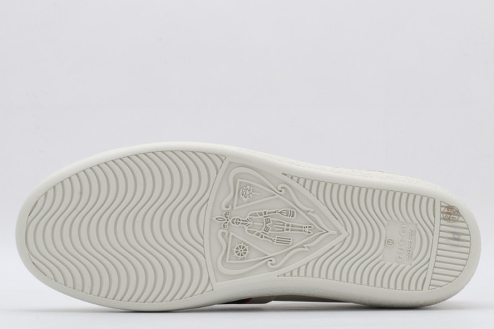 G*u*i* trainer sneaker47
