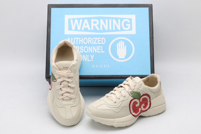 G*u*i* trainer sneaker9