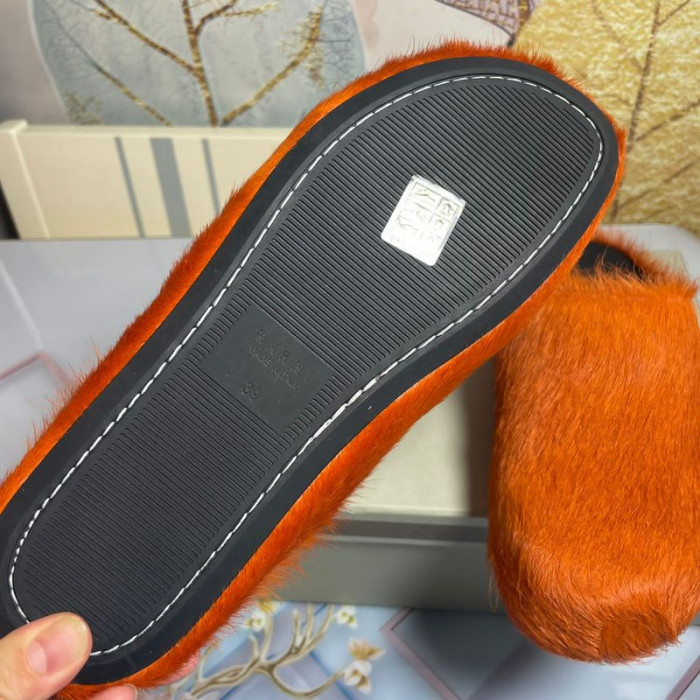 Marni Fussbett Sabot 8