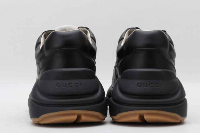 G*u*i* trainer sneaker37