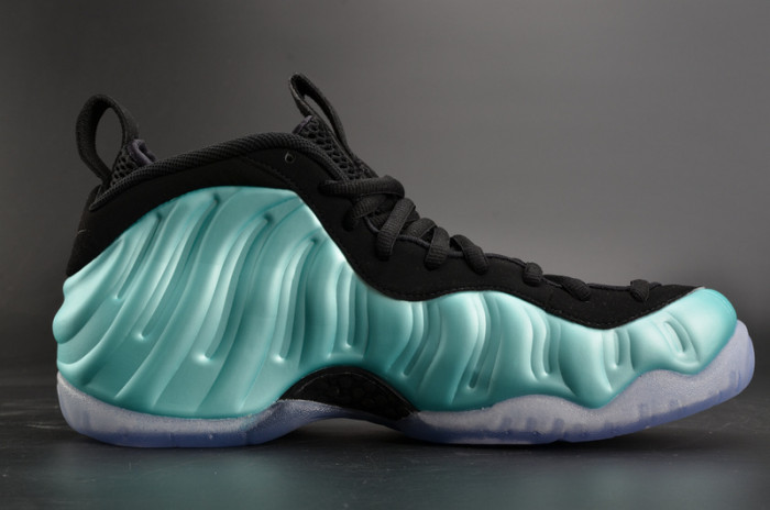 nike air foamposite pro “island green” metallic platinum mens 624041-303