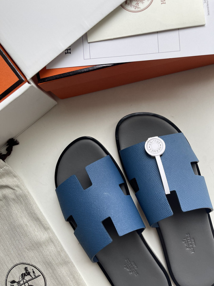 Herme* Sandal76