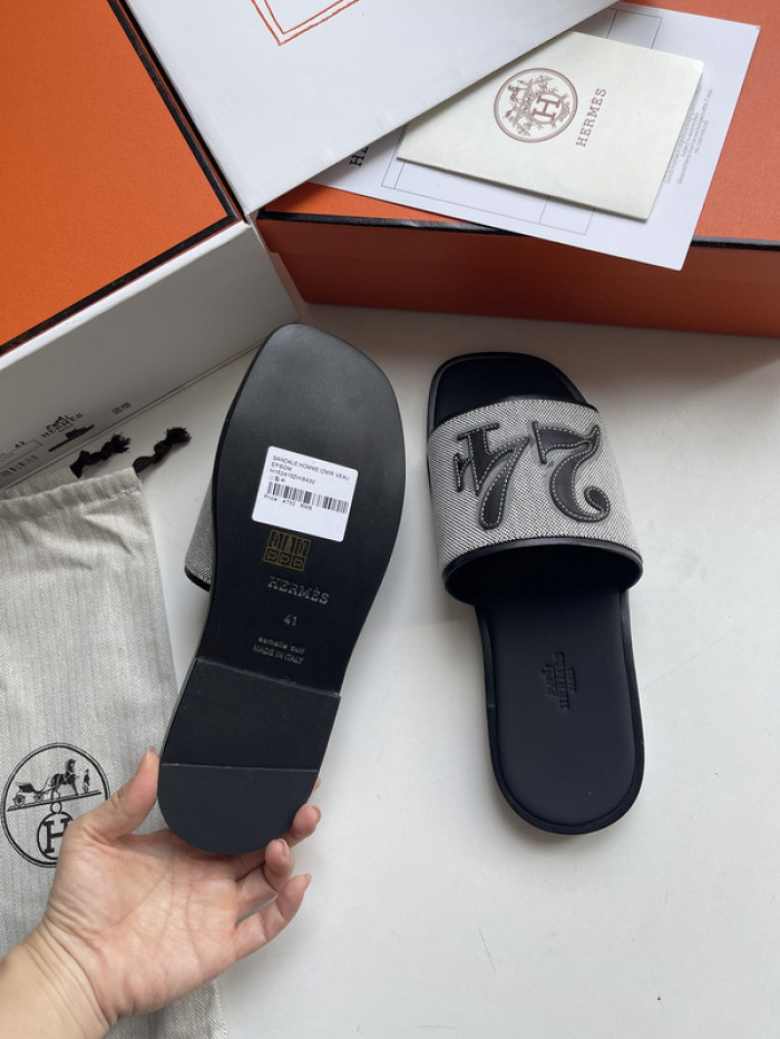Herme* Sandal71