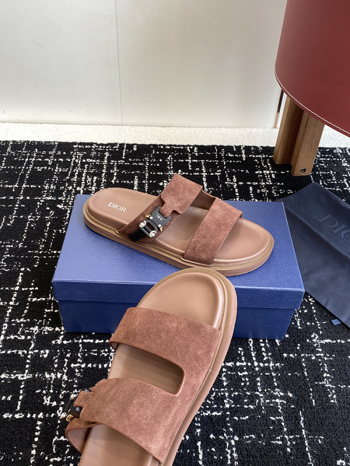 Dio*r sandal 68