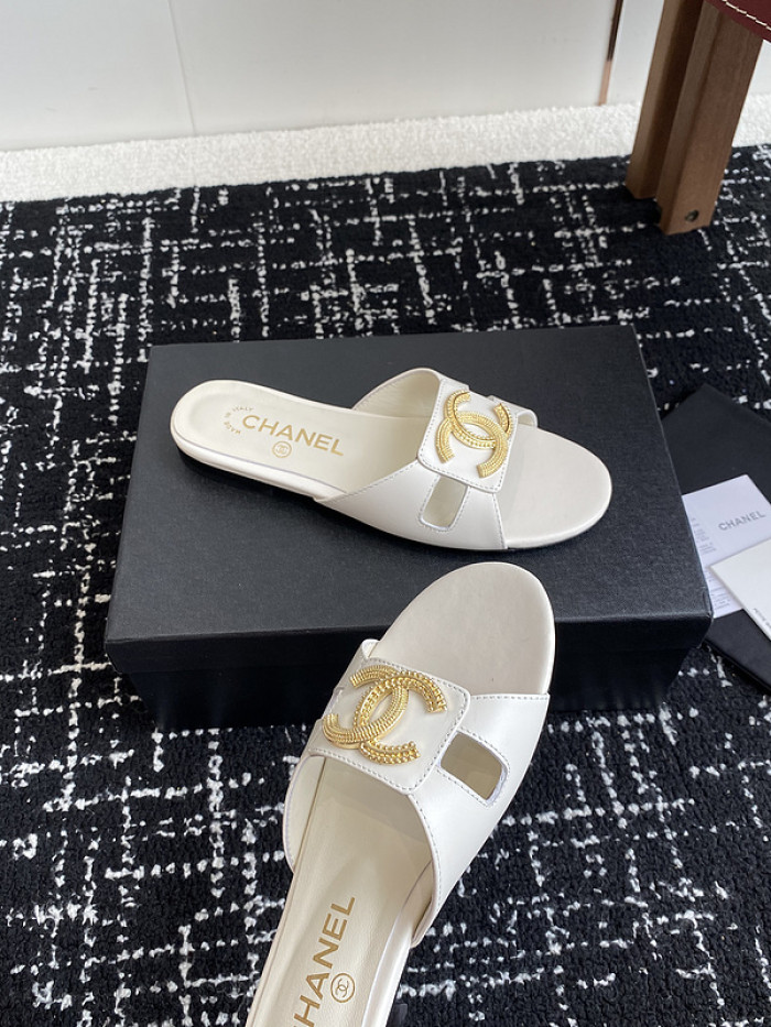 CHANE* SANDAL 23