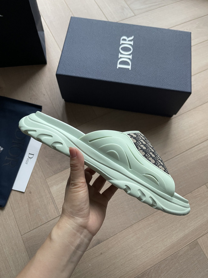 Dio*r sandal 45