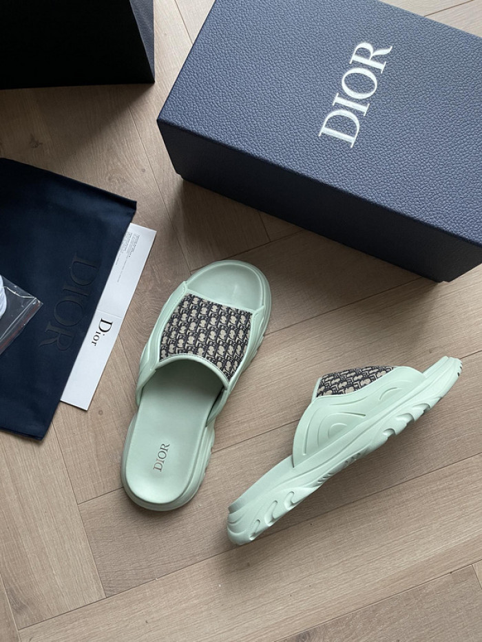 Dio*r sandal 45