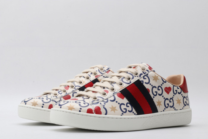 G*u*i* trainer sneaker57