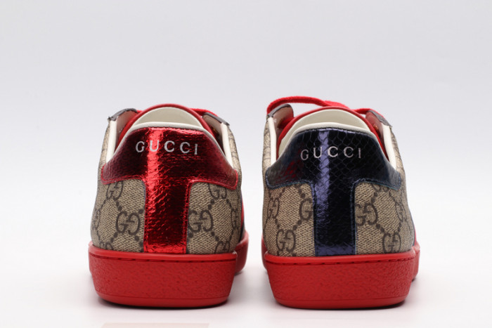 G*u*i* trainer sneaker76