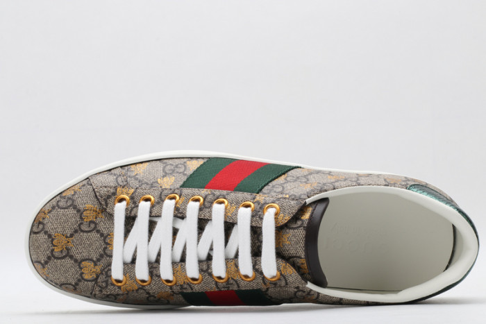 G*u*i* trainer sneaker46